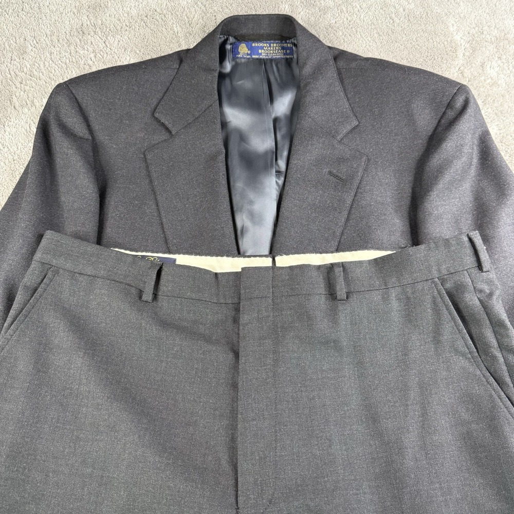 Brooks Brothers Makers Brooksease Vtg Suit Mens 42R Gray Wool 2 Piece USA - FLAW
